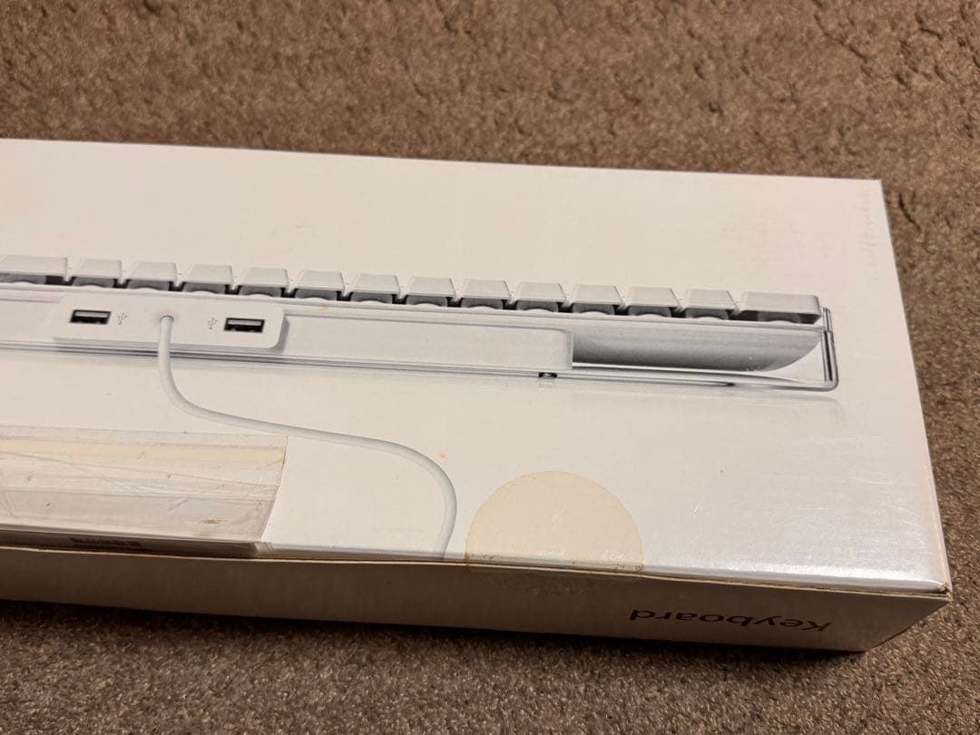 Apple アップル 純正 キーボード M9034J/A ホワイト 新品　未開封