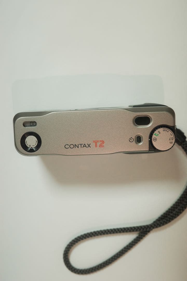 CONTAX T2 コンパクトフィルムカメラ シルバー　作例あり