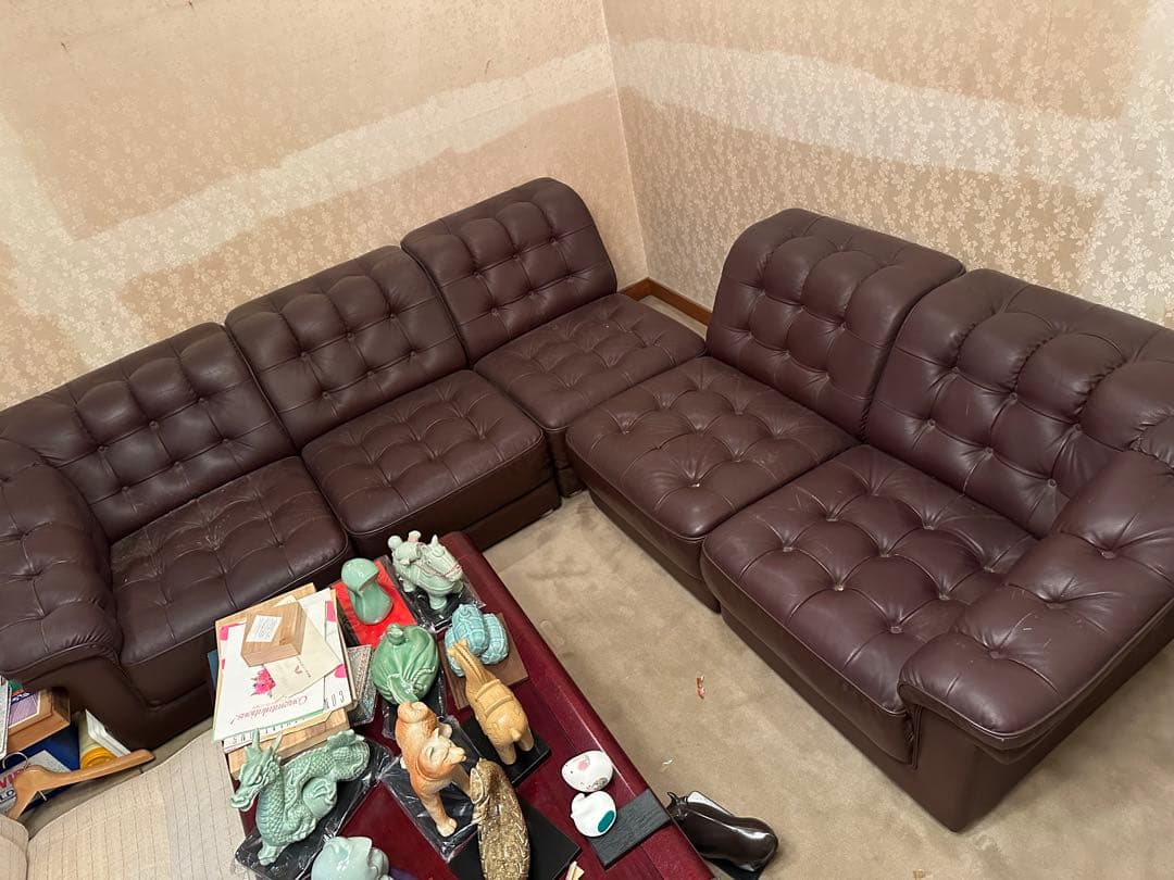 ア*ン様 【限界お値下げ！】カリモク　ダークブラウン コーナーソファセット