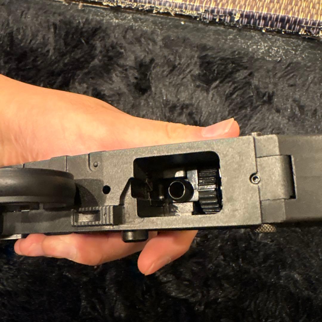 東京マルイ　電コン　スコーピオン Vz.61