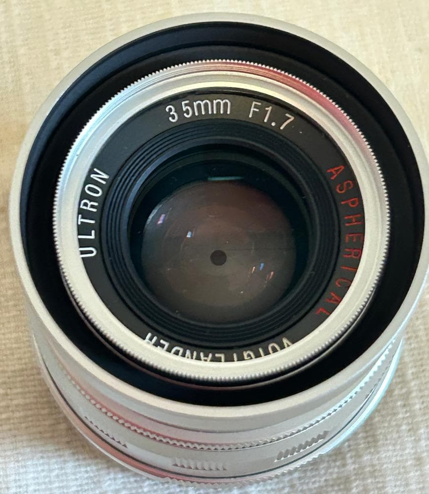 美品 Voigtlander ライカLマウント Ultron 35mm f1.7