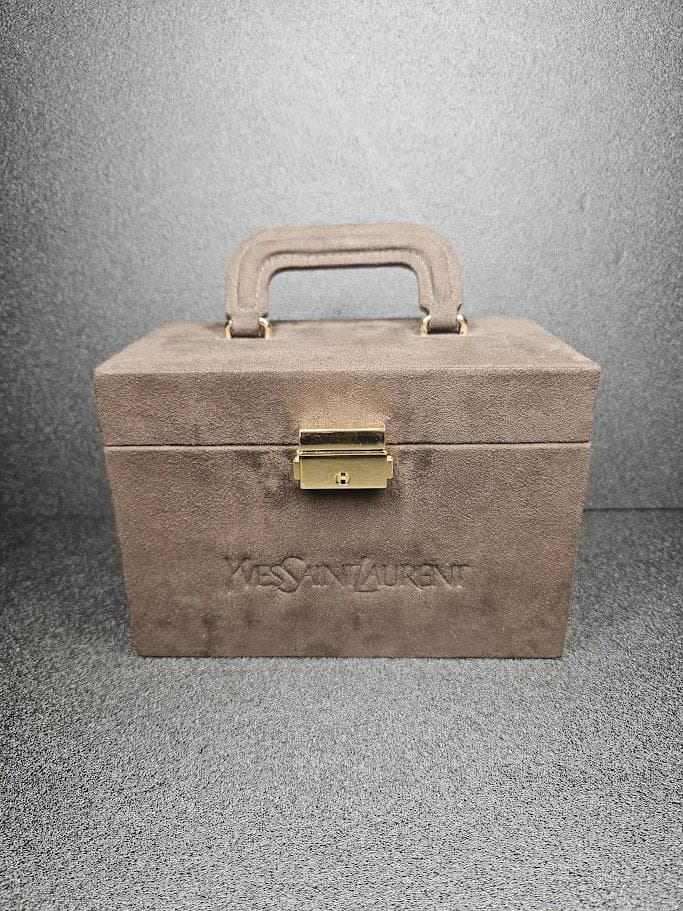 未使用Yves Saint Laurent スエード メイクボックス　ミラー付き