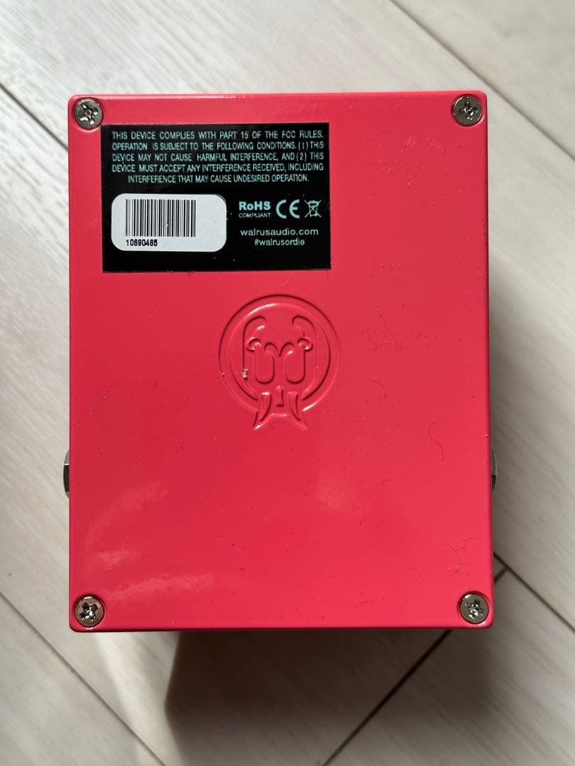 Walrus Audio Melee ディストーションとリバーブ