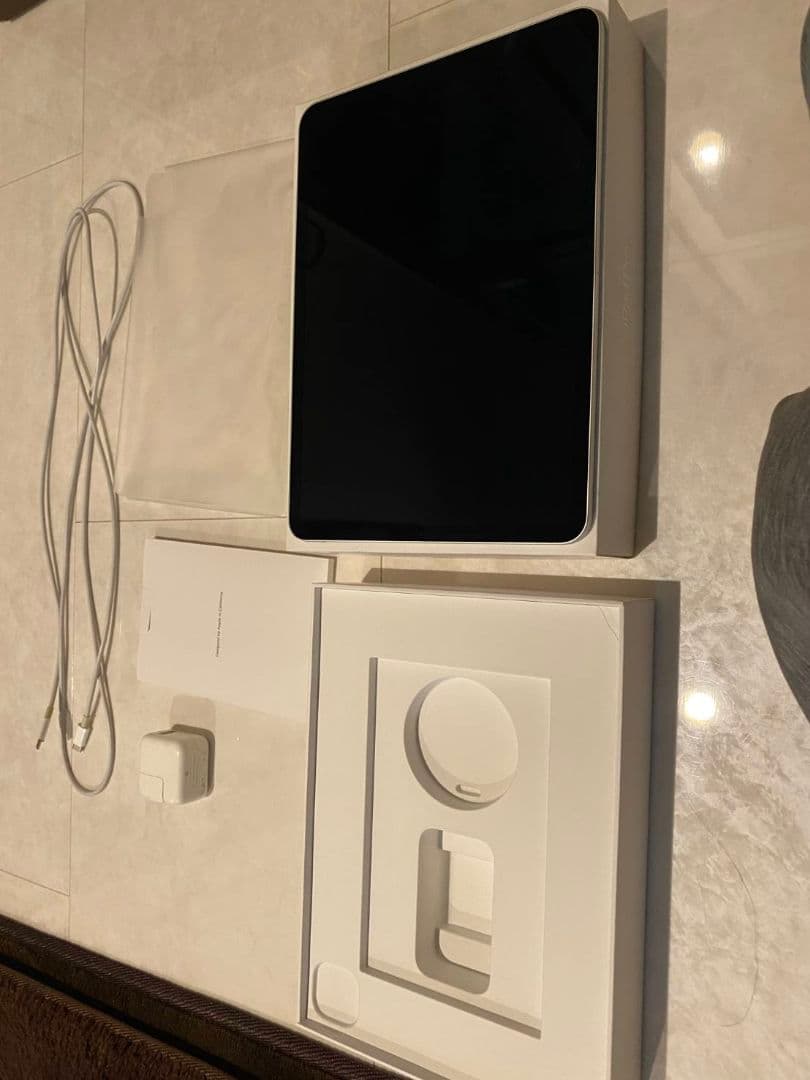 Apple iPad Pro 第二世代 11インチシルバー