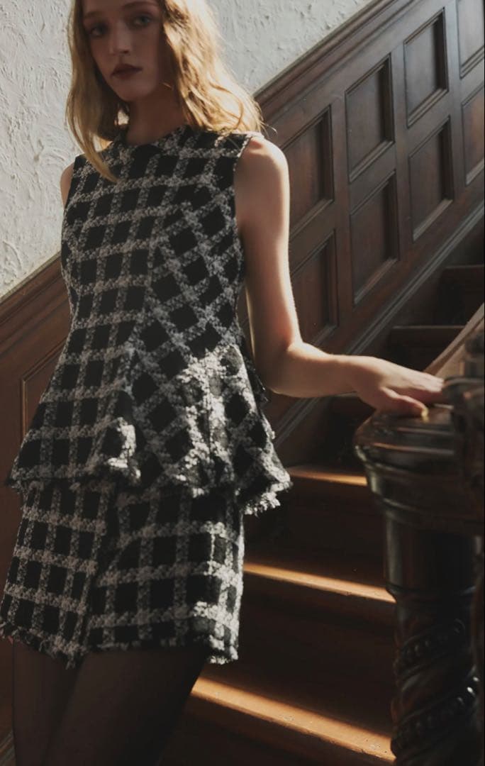 定価29000円/ 新品 Check Tweed Peplum Top