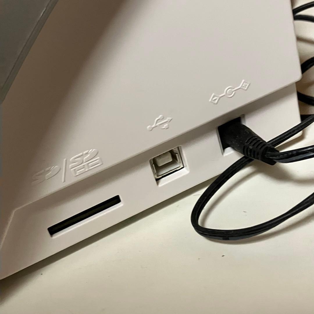 Silhouette CAMEO 家庭用カッティングマシン