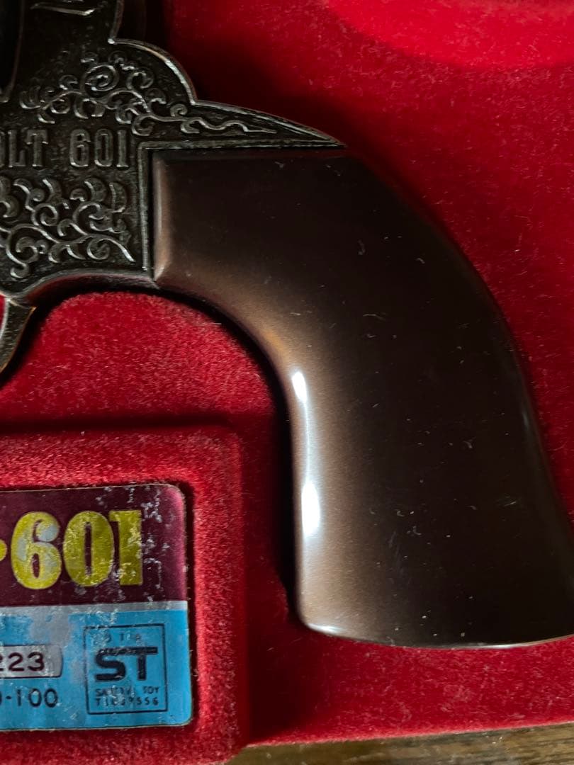 激レア 希少リボルバー付き スペシャルコルト601 Modern Toys