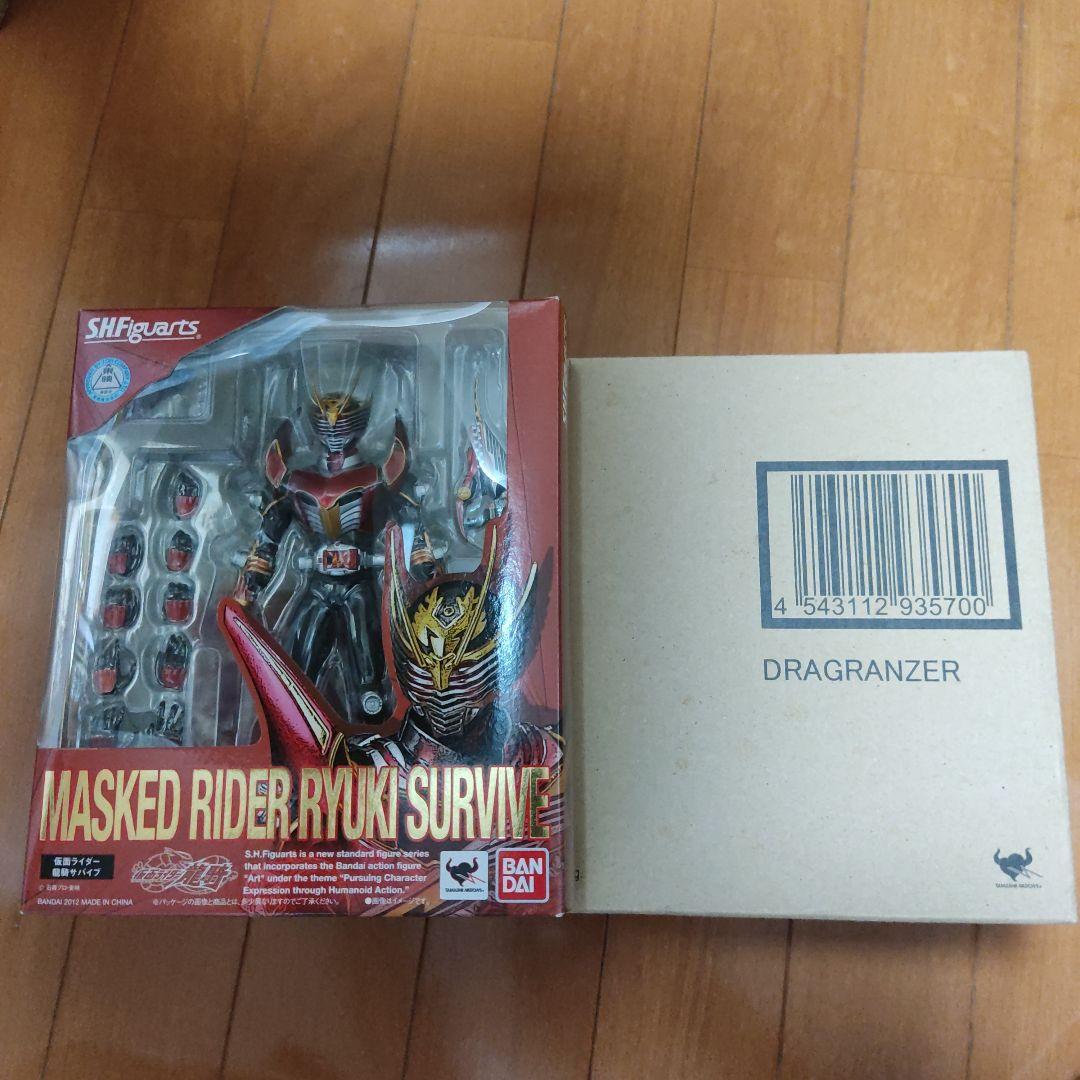 S.h.figuarts 仮面ライダー龍騎サバイブ&ドラングランザー