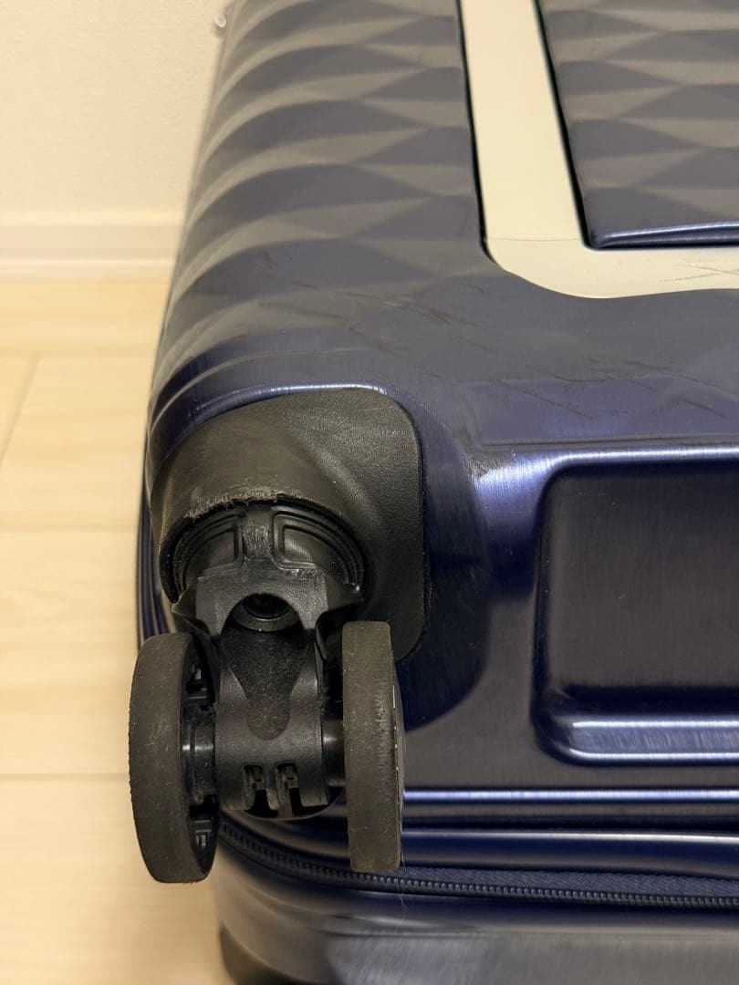 Samsonite サムソナイト ポリゴン スピナー55 スーツケース