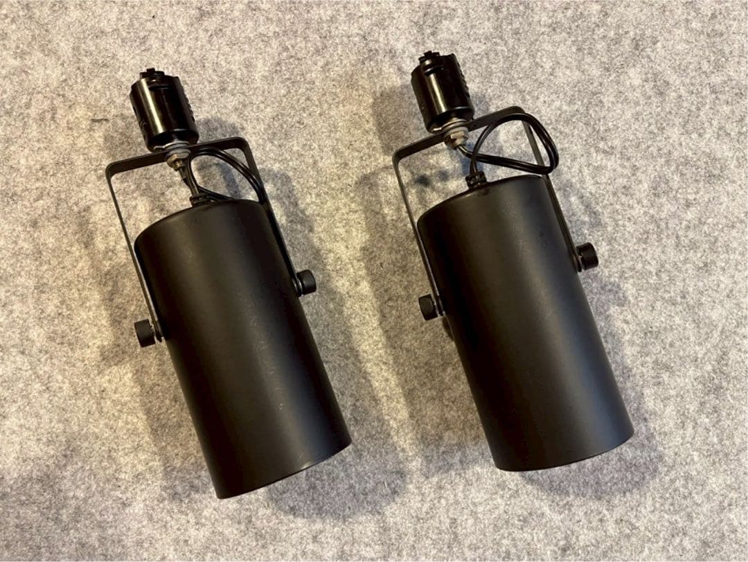 無印良品MUJIのダクトレール、LEDスポットライト、電球セット①