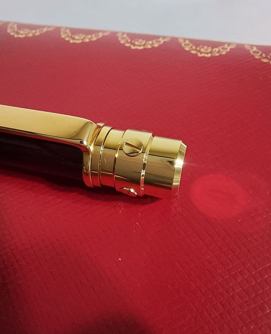Cartier　カルティエ　ボールペン