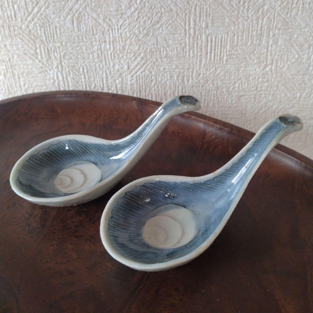 中国古玩青花古染付薄瑠璃宝珠文蓮華二客