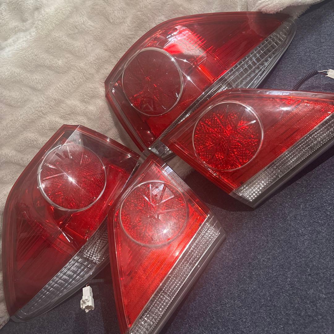 200系クラウンアスリート後期 grs201 テールランプ