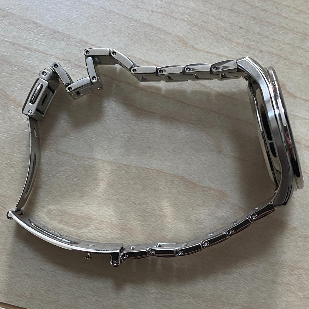 1度使用のみ　国内正規品　シチズン　腕時計　AS1060-54A　白　電波時計