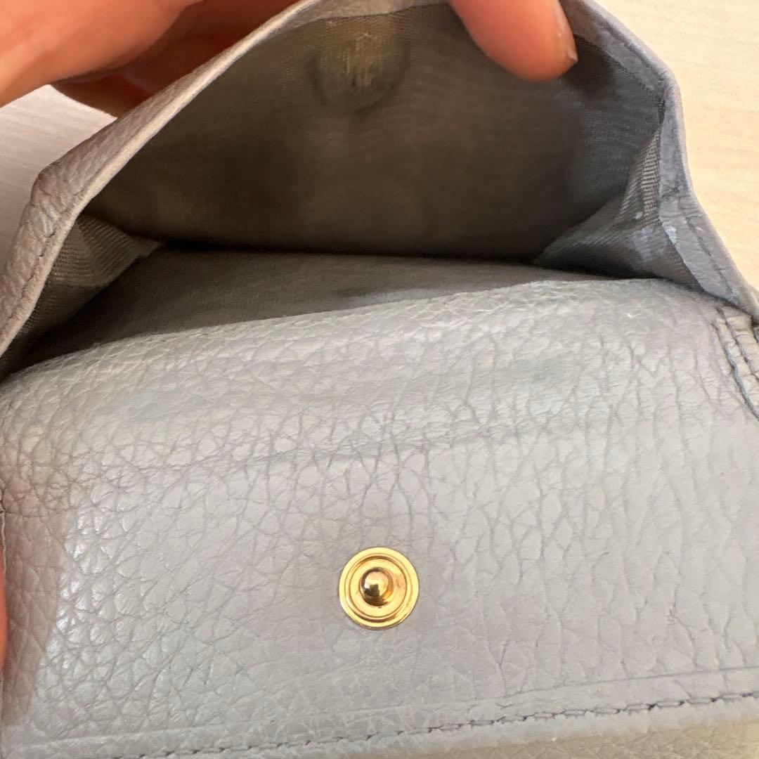 MIUMIU 三つ折り財布　ブルー