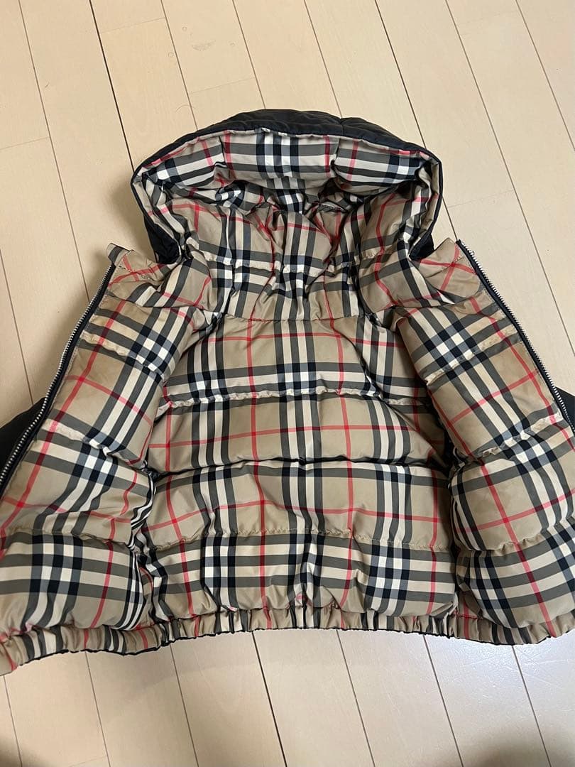 ＊あいうえお様＊Burberry ベビー　リバーシブルダウン　80