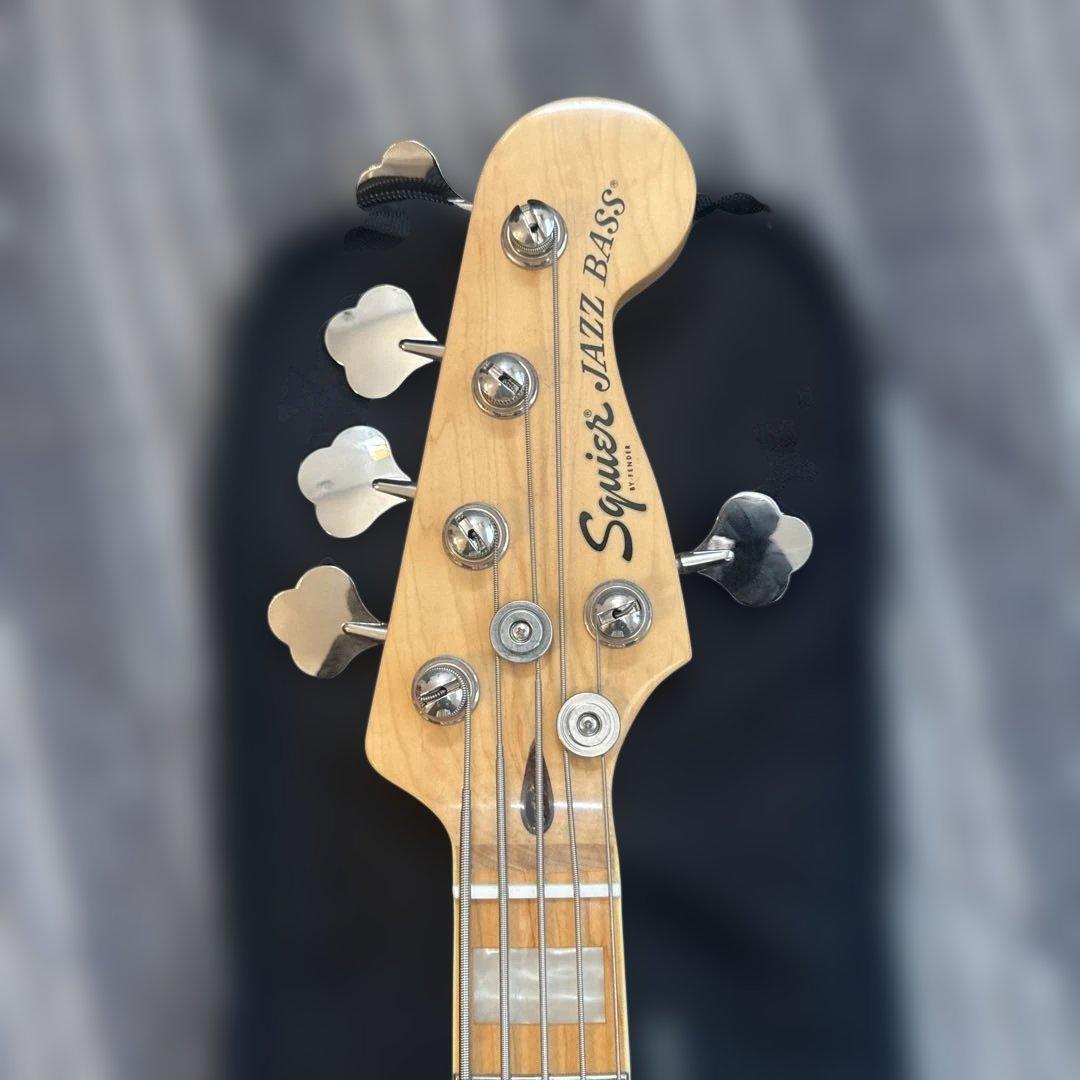 SQUIER 5弦ベース