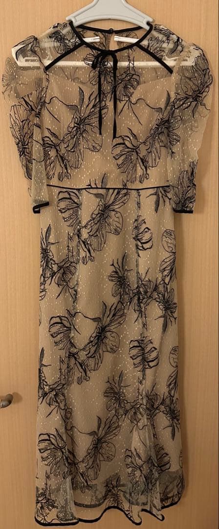 【Leja】花柄リボンパフスリーブマーメイドワンピースドレス Mサイズ