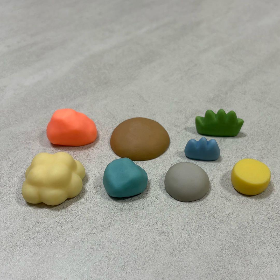 もにまるず　やわらかい世界　8点セット