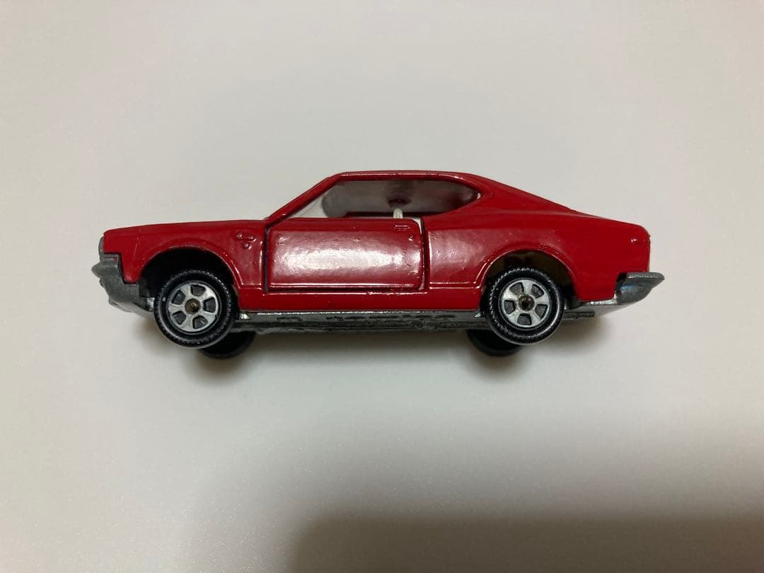 トミカ　日本製　ニュー　コロナ　1700 1Aホイール　赤