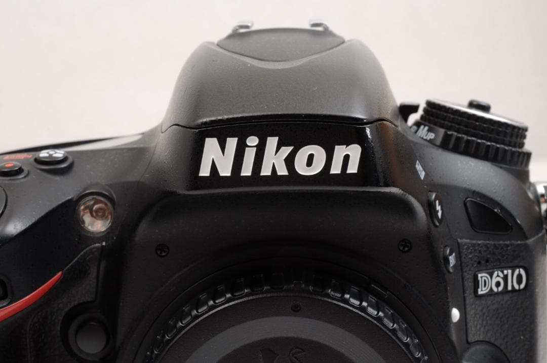 Nikon D610 箱付き