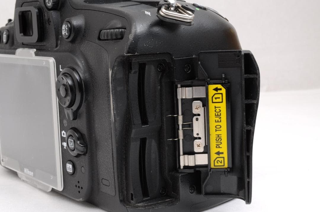 Nikon D610 箱付き