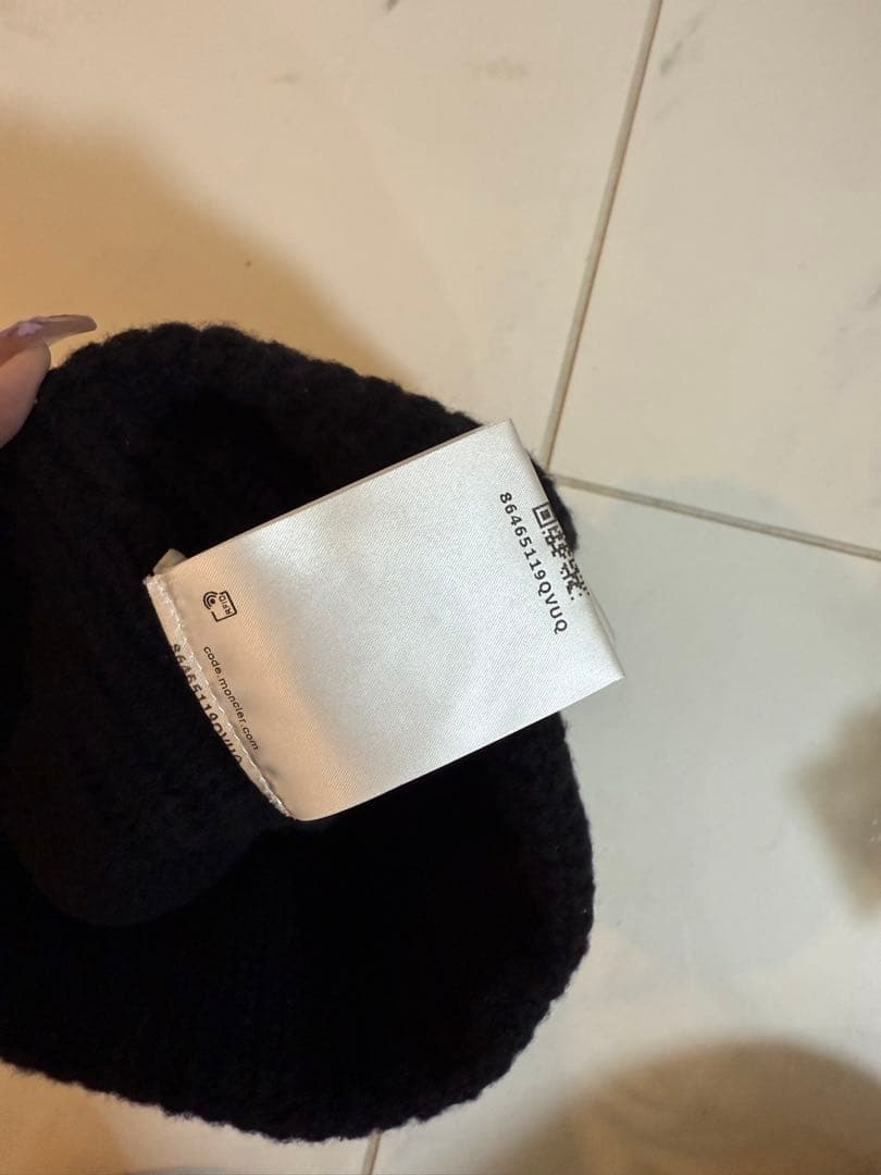 MONCLER 黒 ニット帽 フリーサイズ