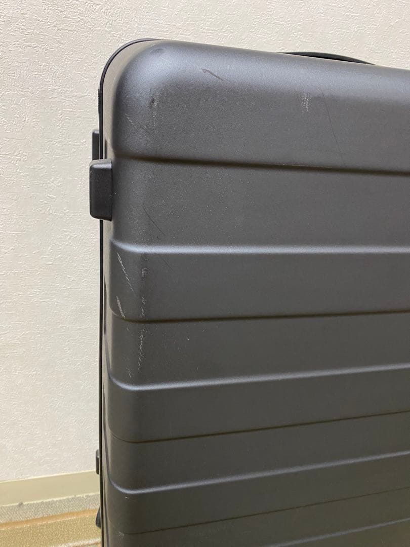 無印良品　バーを自由に調節できる　ハードキャリーケース（７５Ｌ）グレー