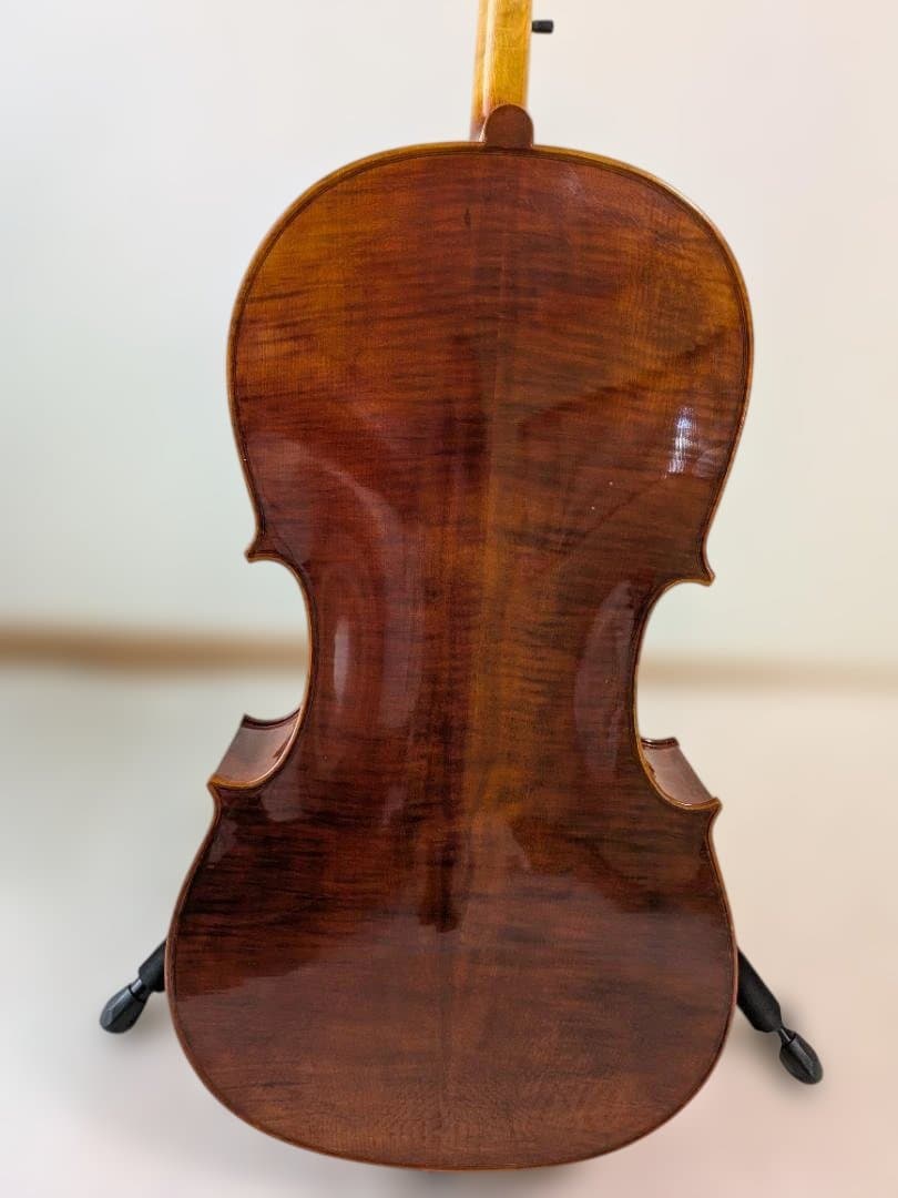 【kaekae専用】チェロ　4/4　2000年制　Walter S. Chen