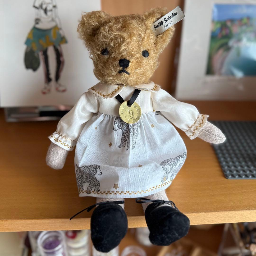 クマのぬいぐるみ ドレス付き 約26cm テディベア