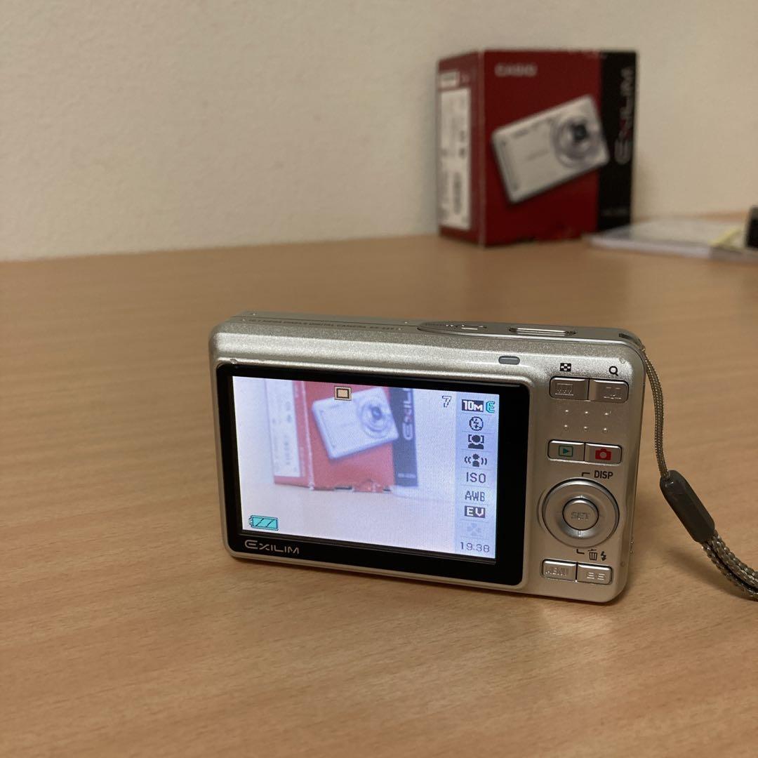 CASIO EXILIM ex-z29 充電器、バッテリー付き