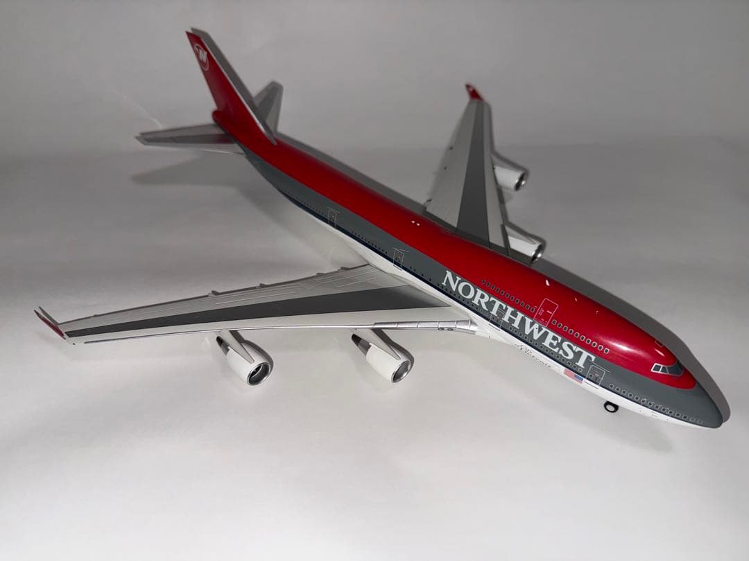 ノースウエスト航空 B747-400 1/200