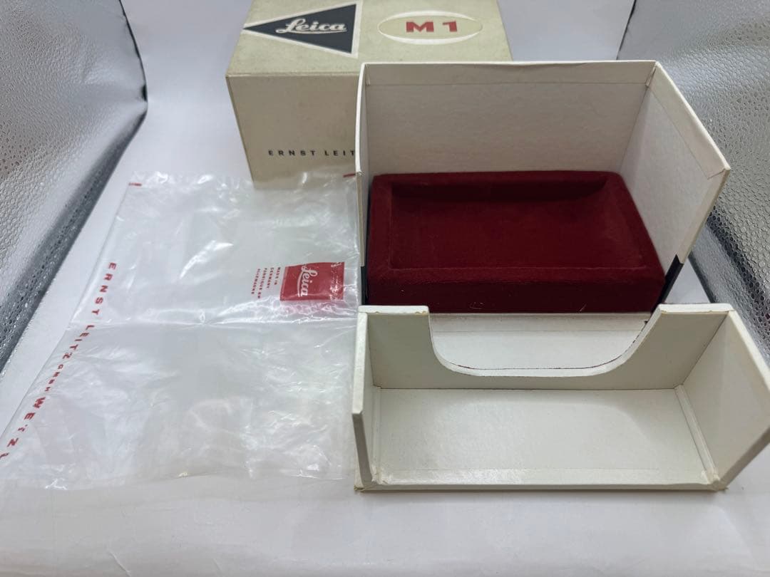 Leica M1レンジファインダーフィルムカメラ 箱と説明書