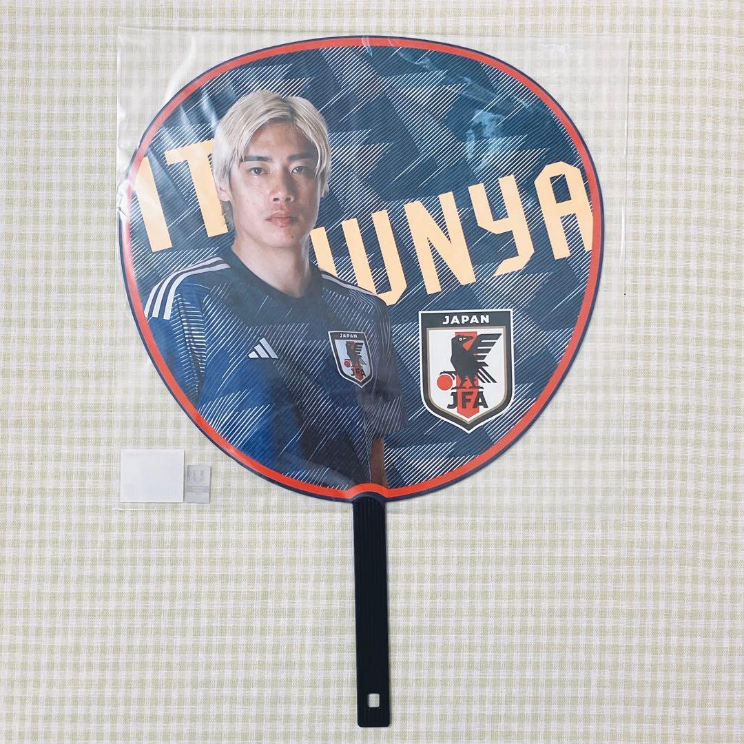 伊東純也 うちわ アクスタ フラッグ ペンライト タオル ポスター まとめ売り