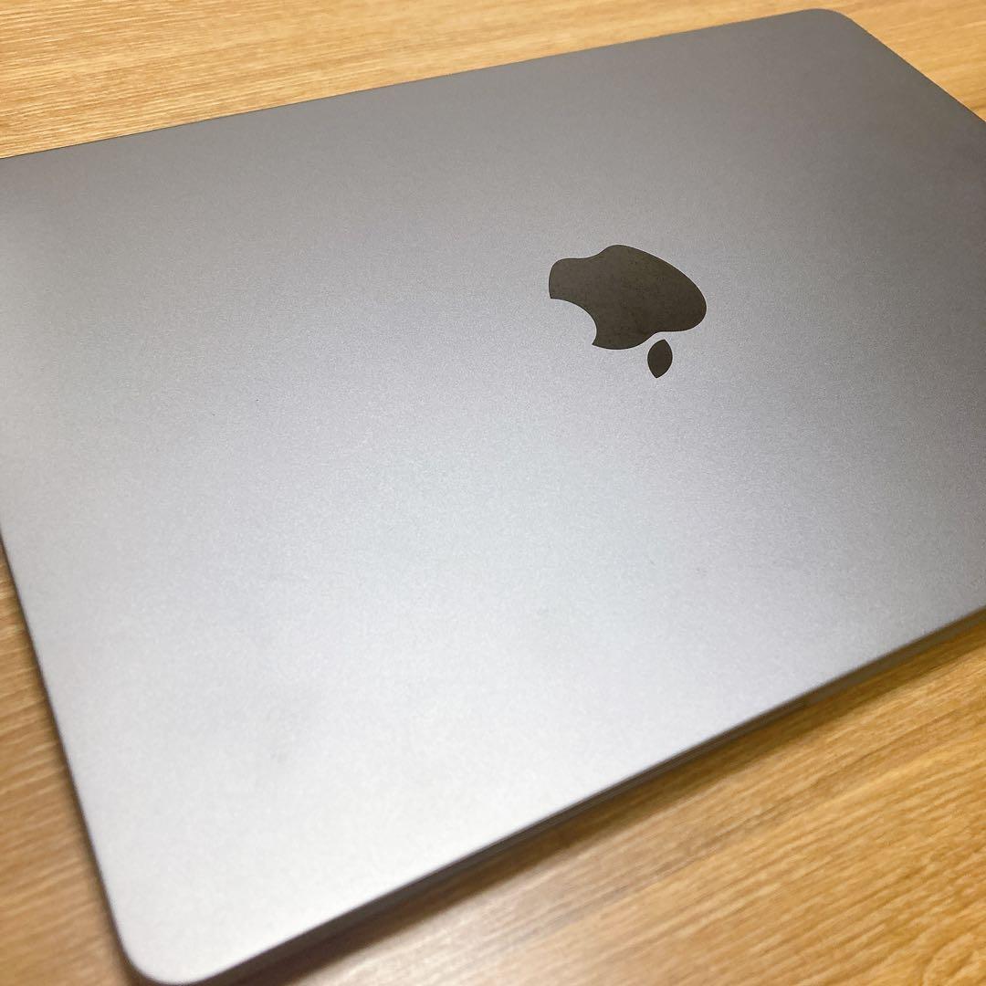 MacBook Air M3 13インチ 512GB