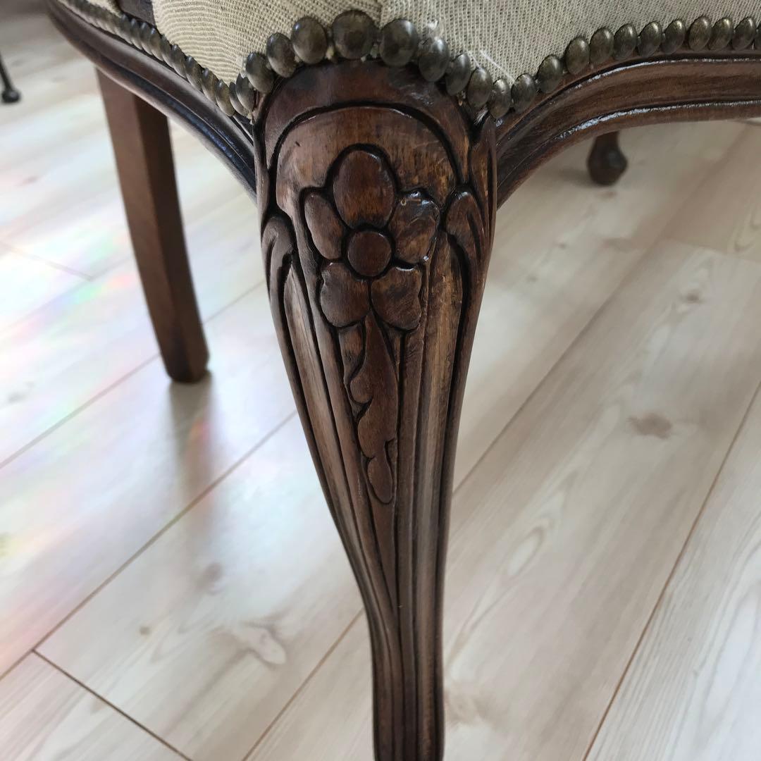 フランス　アンティーク肘掛け椅子