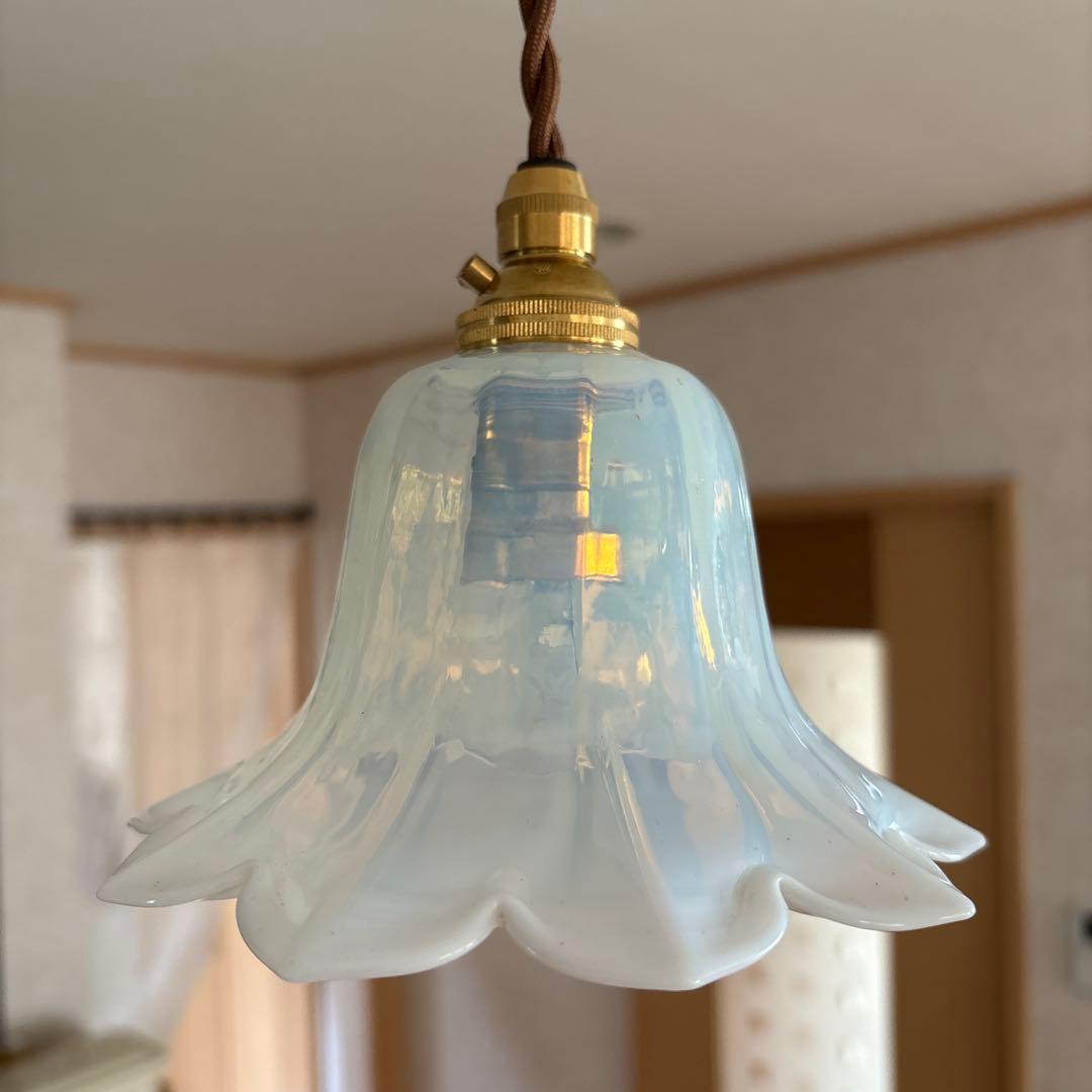 専用。フランスアンティーク　オパールセントガラスシェード　ペンダントランプ