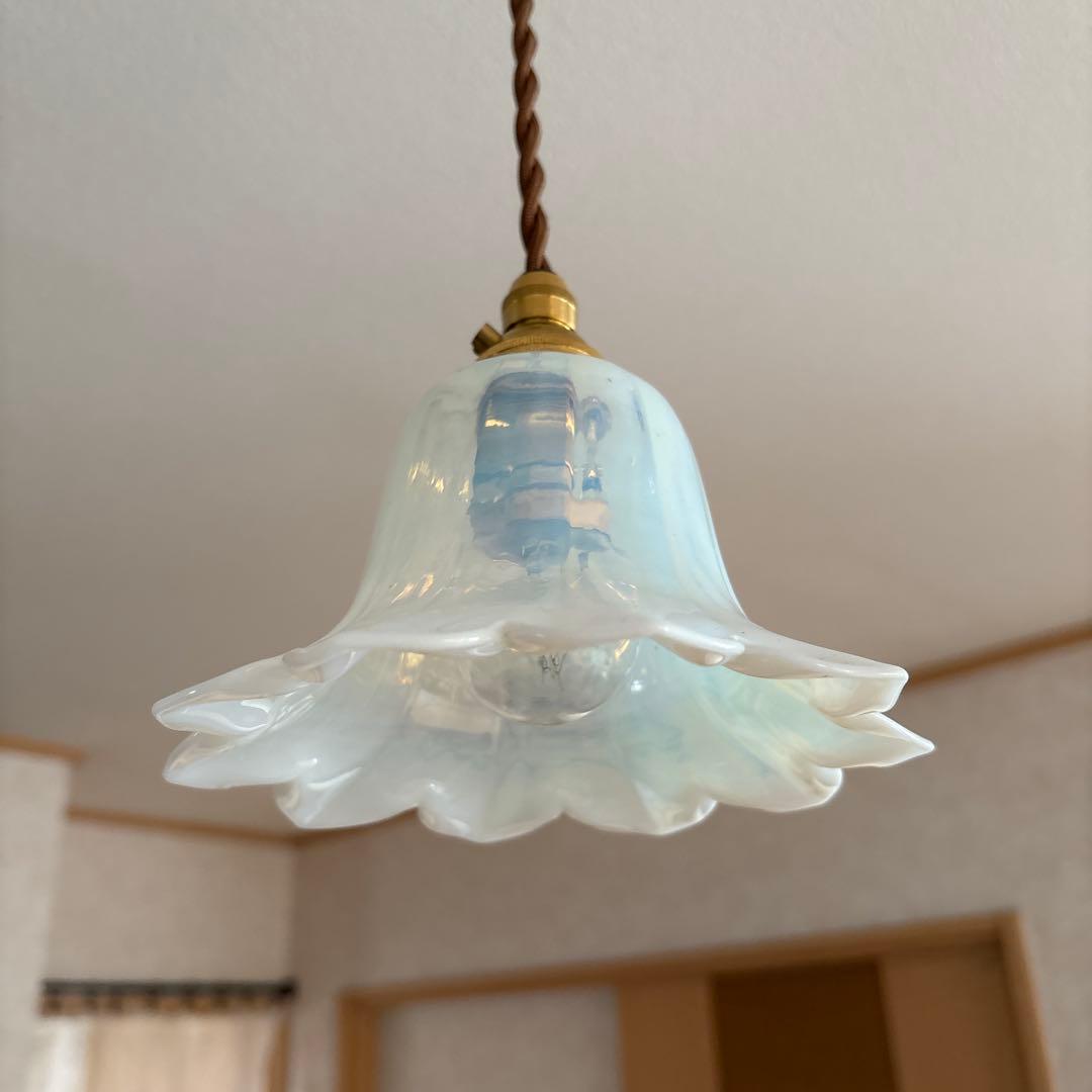 専用。フランスアンティーク　オパールセントガラスシェード　ペンダントランプ