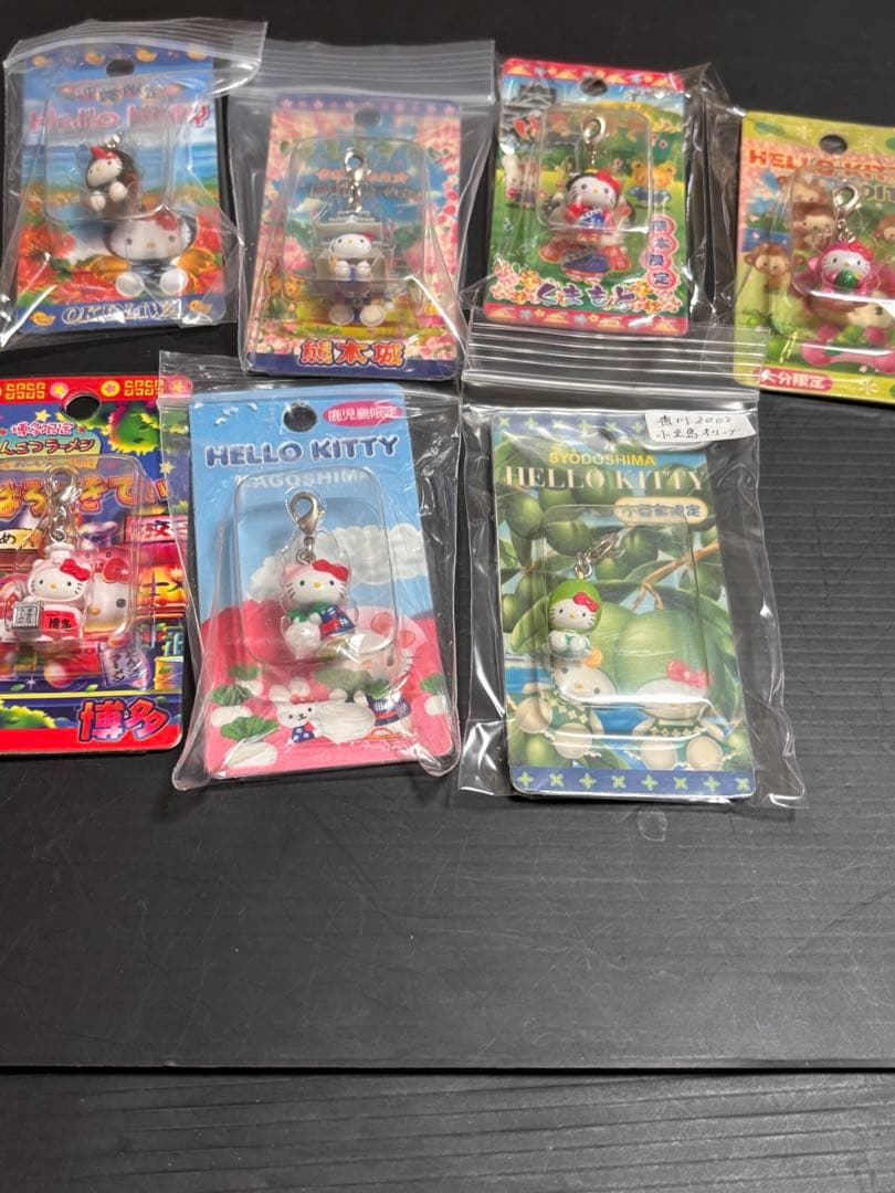 超激レア！未使用未開封❣️ご当地キティファスナーマスコットまとめ売り152点