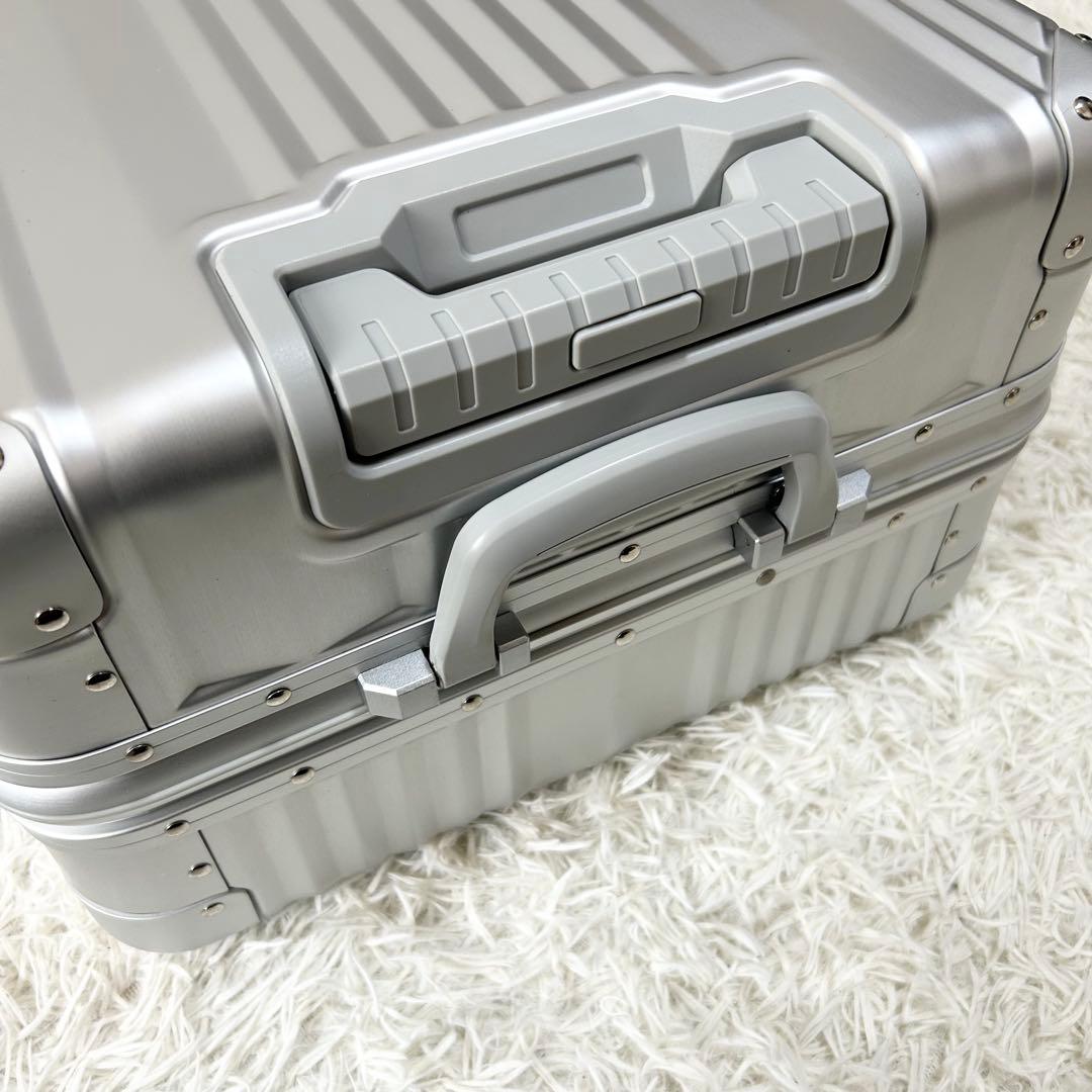 美品✨メルセデスベンツ 65L オリジナルアルミスーツケース キャリーケース