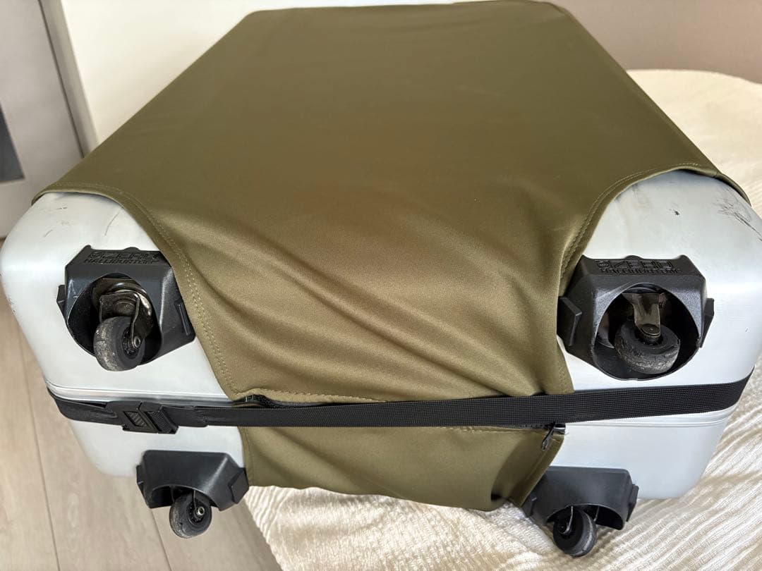 ゼロハリバートン　旧大型アルミスーツケースmodel 4SW サテンシルバー