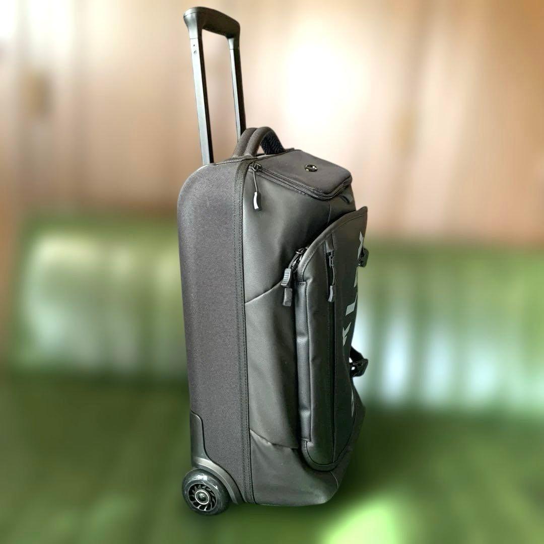 OAKLEY ブラックキャリーケース⭐︎美品