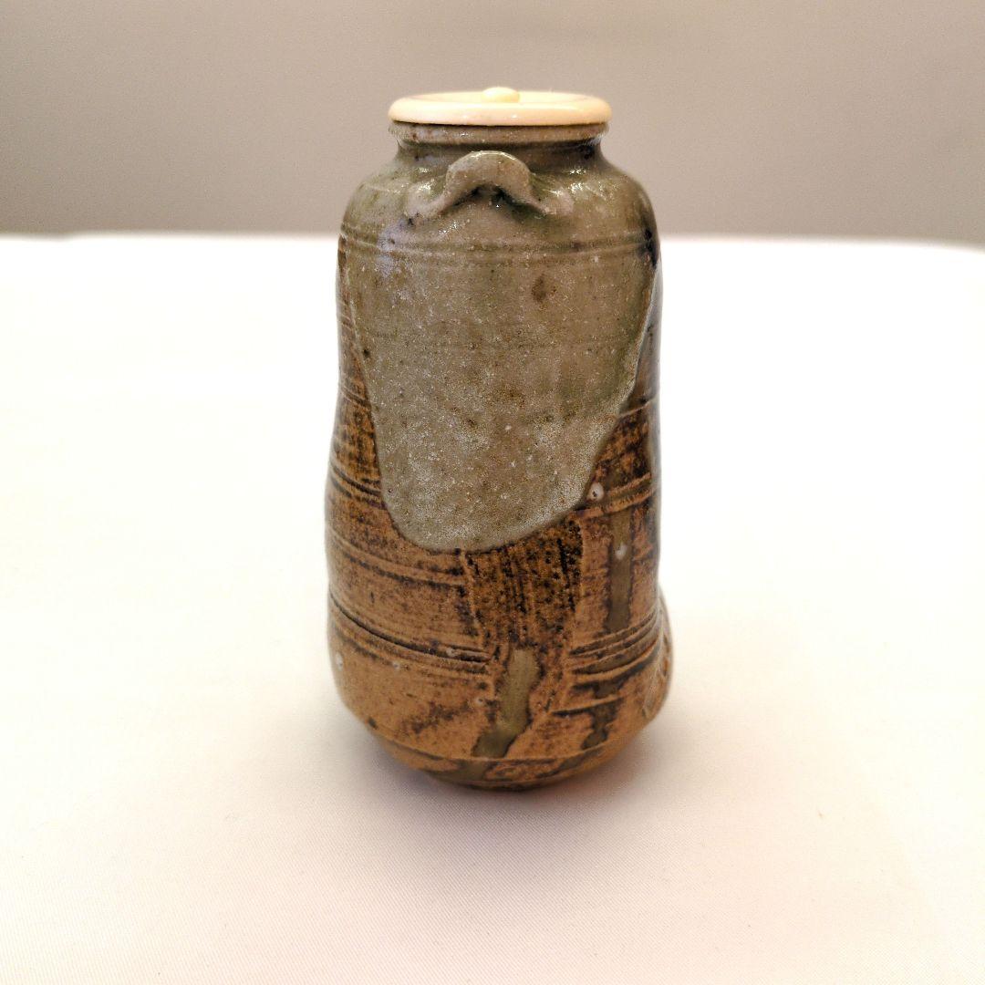 茶道具　茶入　耳つき　美濃伊賀　美濃光寿　霰地立木風通（巾着）