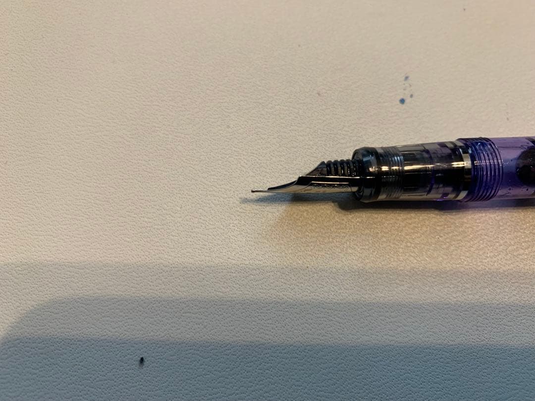 パイロットカスタムヘリテイジ　透明紫色　Ｍ字