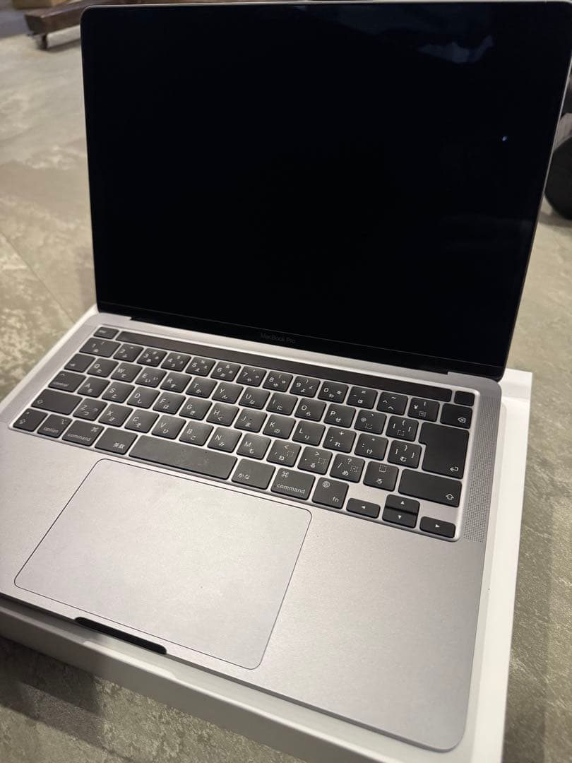 MacBookPro13インチM1 16gb 256GBスペースグレー