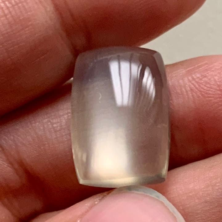 インド最高峰！高品質グリーンムーンストーン【18.5ct】