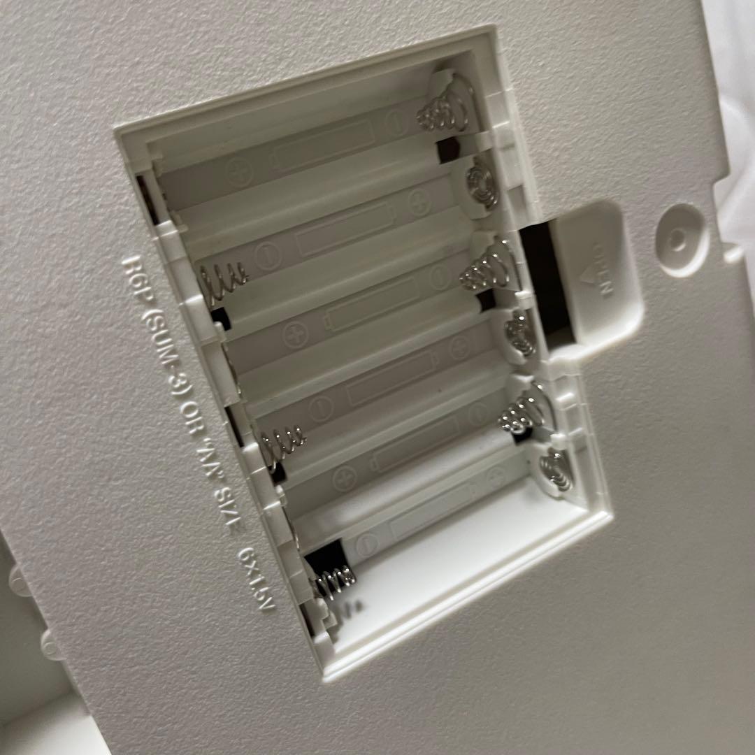 CASIO　カシオ　光ナビゲーション電子ピアノ　2019年製　LK－516