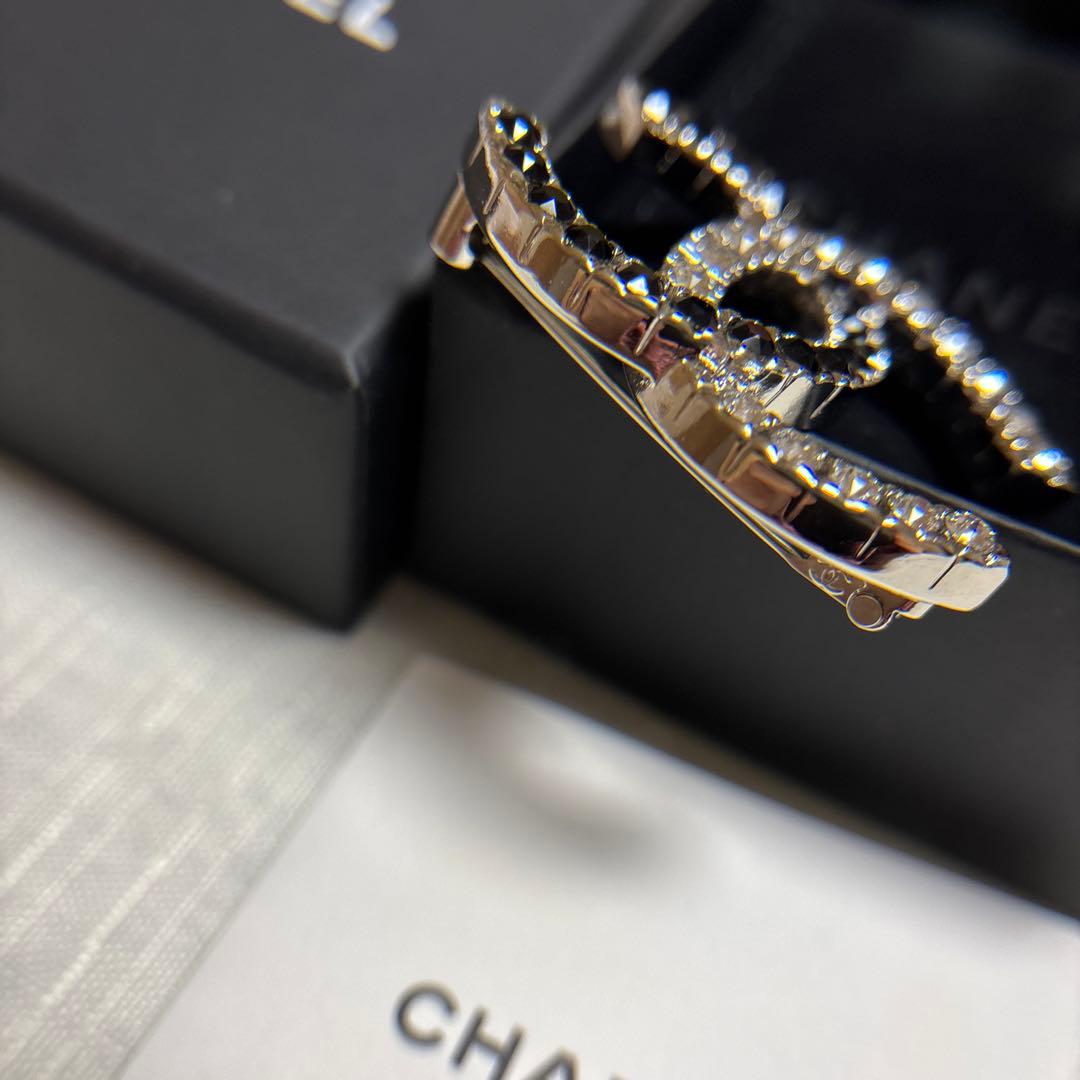 CHANELシャネル ブローチ ココマーク ラインストーン シルバー