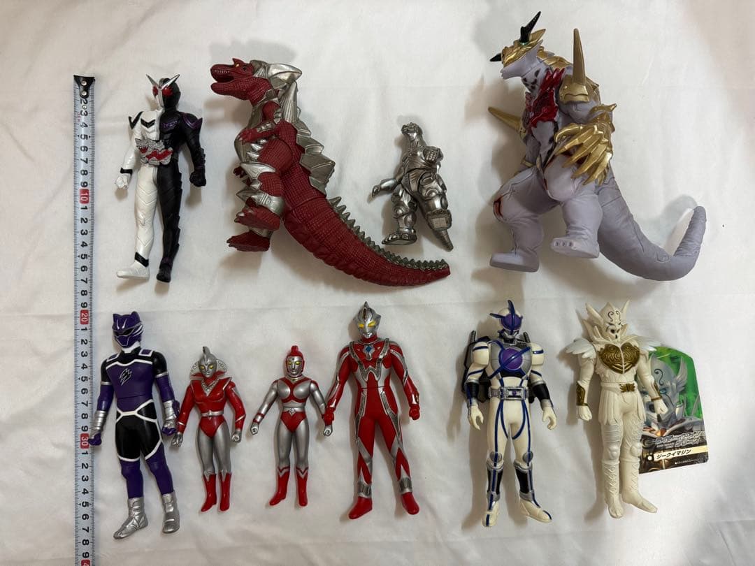 特撮ソフビまとめ売り　ウルトラマン　仮面ライダー　ウルトラ怪獣　日本製含む
