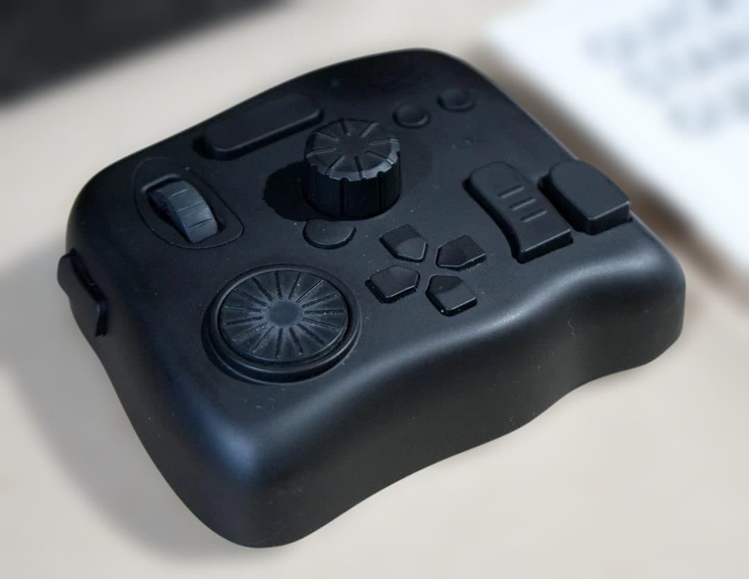 PC用ゲームコントローラー・コンバーター TourBox Elite